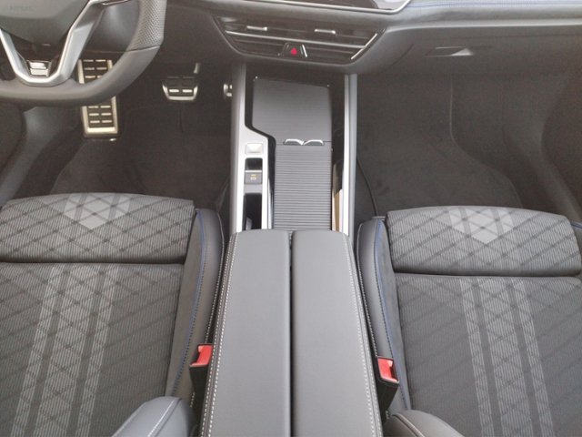 Passat Variant 2.0 TDI DSG 4M R-LINE STH