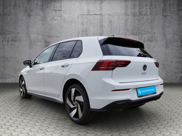Golf VIII GTE 1.5TSI eHybrid BlackStyle/HUD/Trav