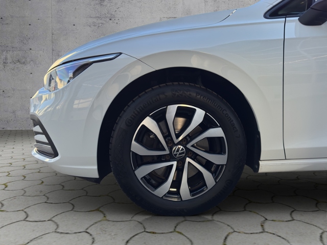 Golf VIII Variant Active 2.0 TDI DSG LED+/NAV/AC