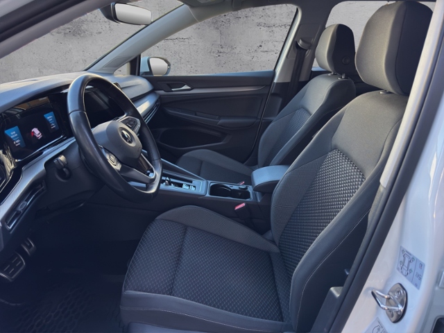 Golf VIII Variant Active 2.0 TDI DSG LED+/NAV/AC