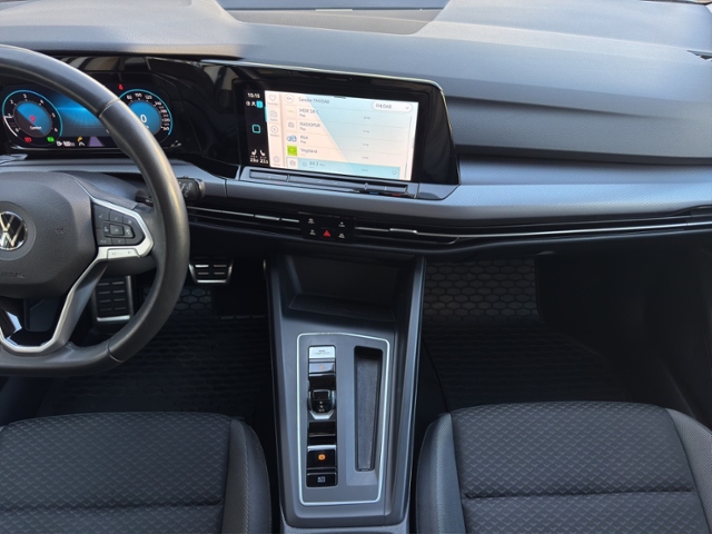 Golf VIII Variant Active 2.0 TDI DSG LED+/NAV/AC