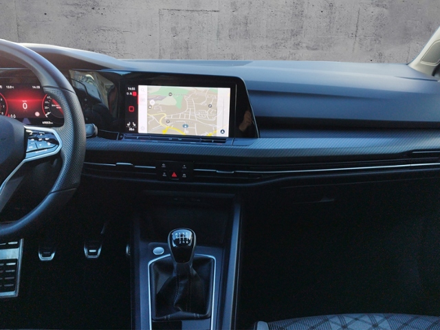 Golf VIII Variant R-Line 1.5 TSI LED+/BusinessPr