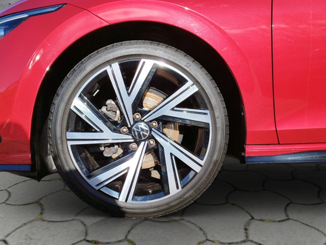 Golf VIII Variant R-Line 1.5 TSI LED+/BusinessPr