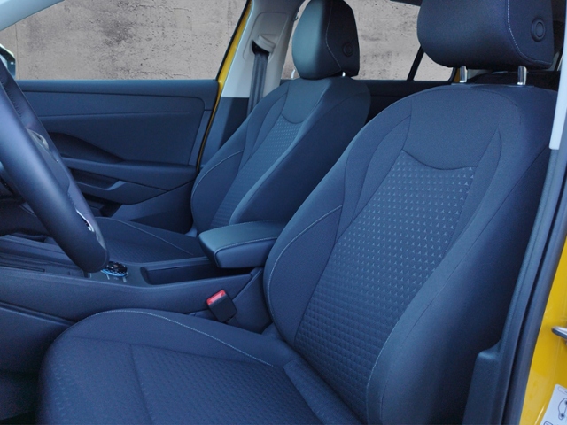 T-Roc Life 1.5 eTSI DSG ACC/SHZ