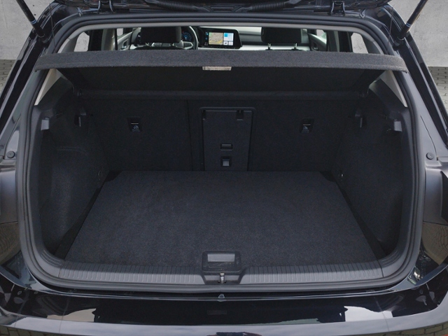 Golf VIII Life 1.5 TSI 5JG/LED+/NAV/SHZ