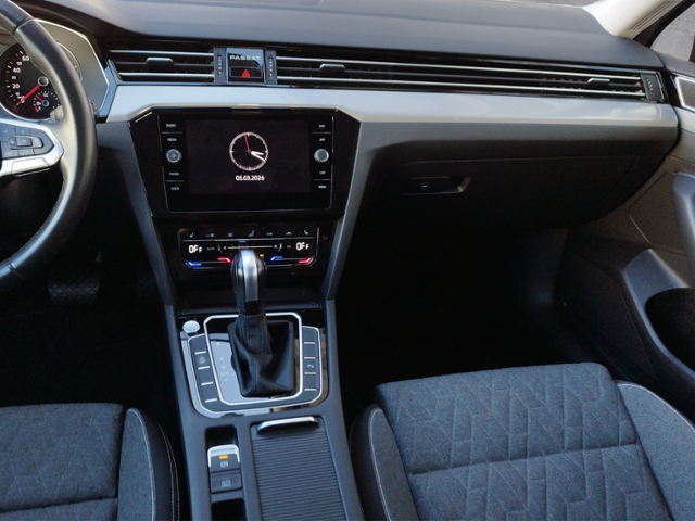 Passat Variant 2.0 TDI 4M DSG AHK/TRAVEL/RFK/NAV