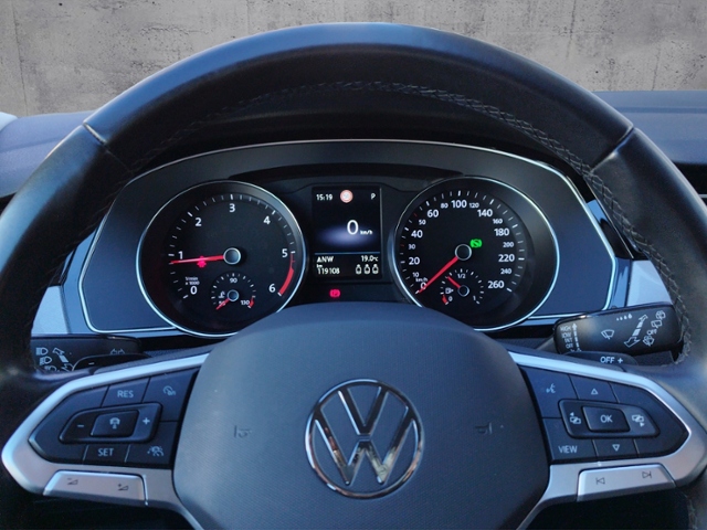 Passat Variant 2.0 TDI 4M DSG AHK/TRAVEL/RFK/NAV