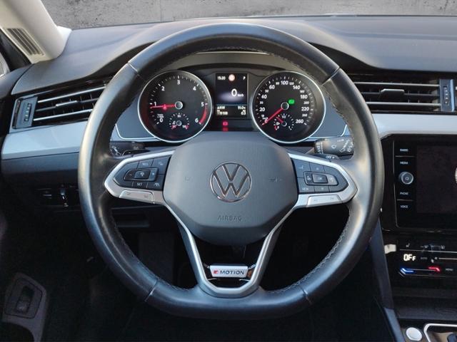 Passat Variant 2.0 TDI 4M DSG AHK/TRAVEL/RFK/NAV
