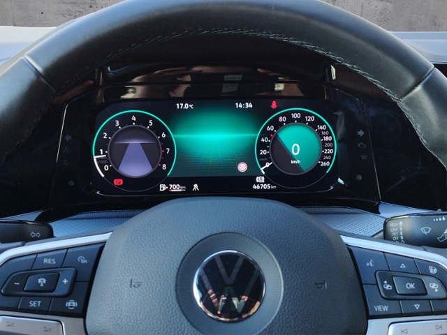 Golf VIII Variant Active 1.5 TSI AHK/LED/NAV