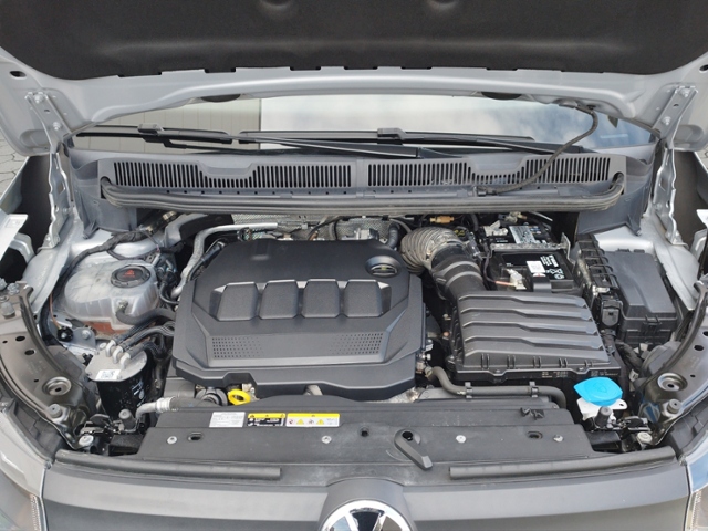 Caddy Kombi 2.0 TDI ACC/SHZ/NAV/EINPARKHILFE