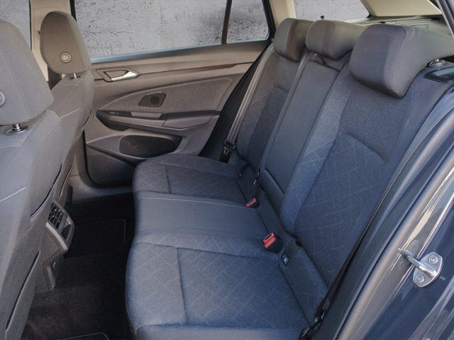 Golf VIII Variant Life 2.0 TDI DSG H&K/RFK/LED