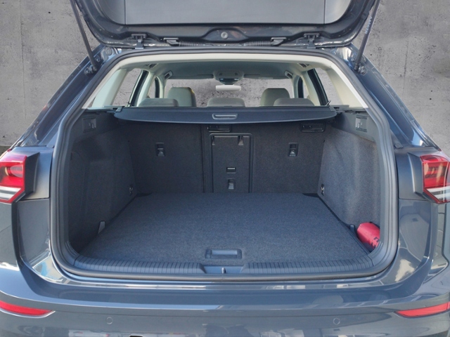 Golf VIII Variant Life 2.0 TDI DSG H&K/RFK/LED