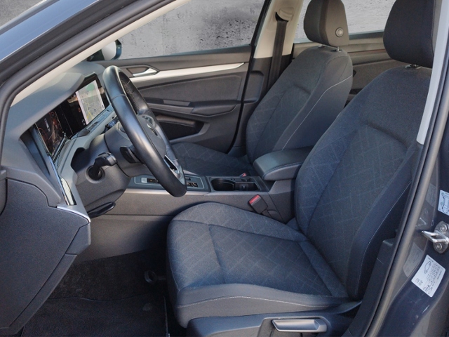 Golf VIII Variant Life 2.0 TDI DSG H&K/RFK/LED