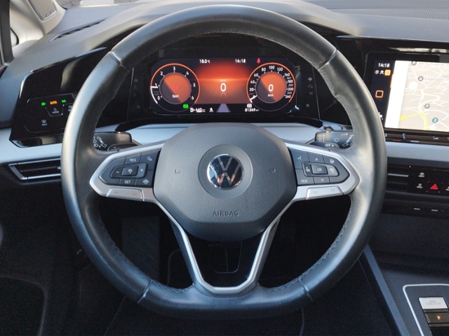 Golf VIII Variant Life 2.0 TDI DSG H&K/RFK/LED