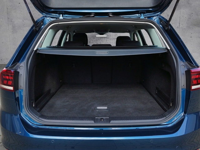 Passat Variant 2.0 TDI DSG NAV/LED/TRAVEL/RFK