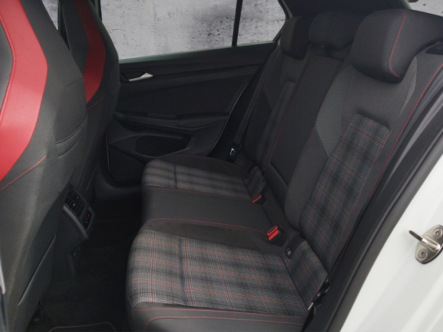 Golf VIII GTI 2.0 TSI LED+/ACC/SHZ/L+S