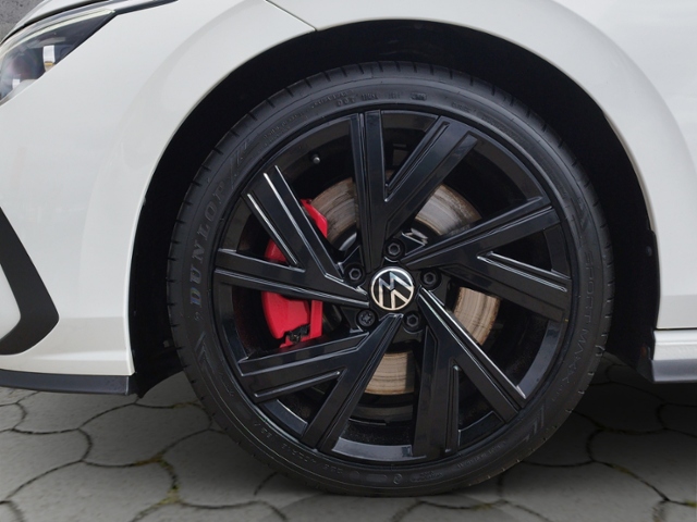 Golf VIII GTI 2.0 TSI LED+/ACC/SHZ/L+S