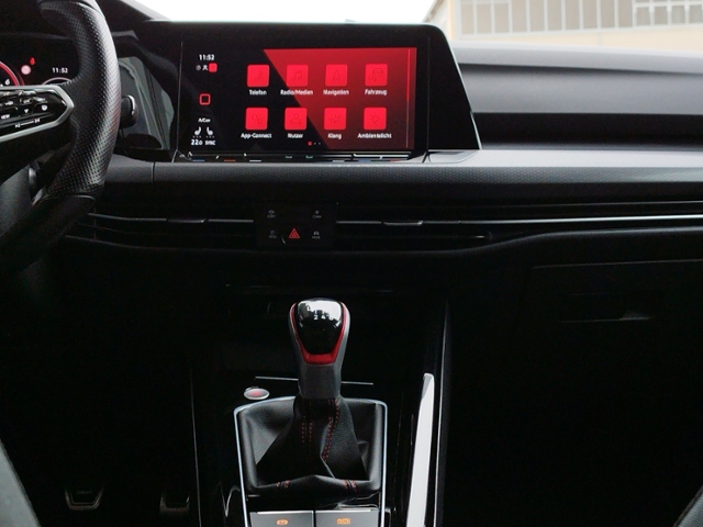 Golf VIII GTI 2.0 TSI LED+/ACC/SHZ/L+S