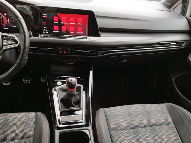 Golf VIII GTI 2.0 TSI LED+/ACC/SHZ/L+S