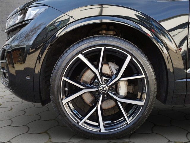 Touareg 3.0TDI 4M R-LINE AHK/STH/MATRIX/KEYLESS