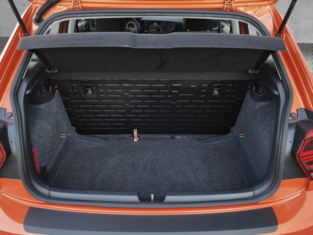 Polo Trendline 1.0MPI PDC/SHZ/L+S/DAB+