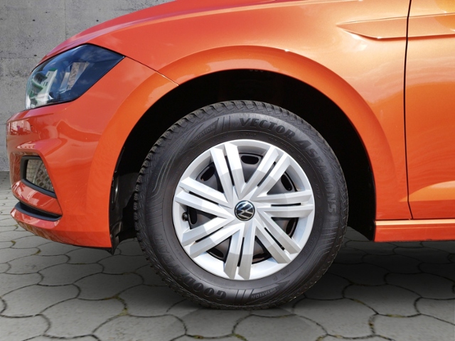 Polo Trendline 1.0MPI PDC/SHZ/L+S/DAB+