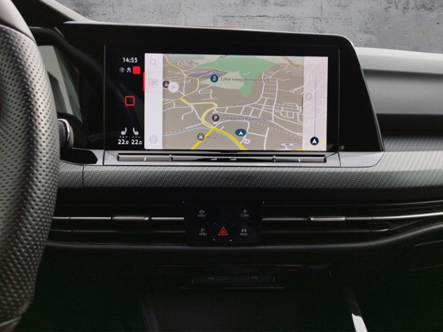 Golf VIII 1.5eTSI DSG R-LINE/LED/NAV/L+S/APP