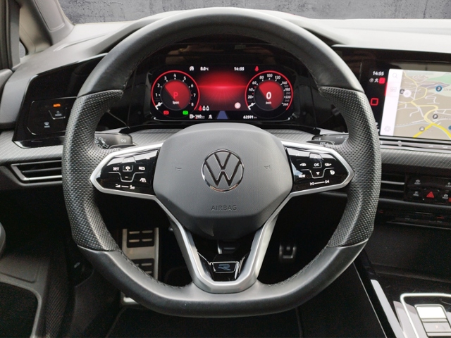Golf VIII 1.5eTSI DSG R-LINE/LED/NAV/L+S/APP