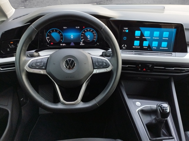 Golf VIII Life 1.5 TSI ACC/SHZ KLIMA LED ALU
