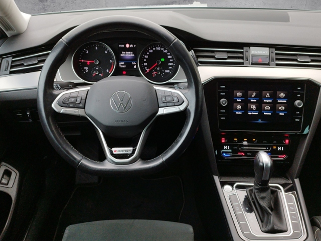 Passat Variant Elegance 2.0 TDI 4M DSG AHK/NAV