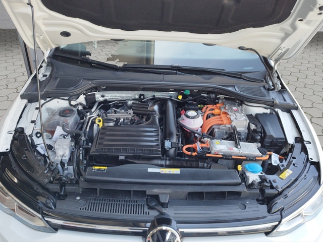 Golf VIII Style 1.4 TSIeHybrid DSG 5JG/IQ.LIGHT