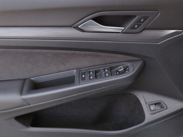 Golf VIII Style 1.4 TSIeHybrid DSG 5JG/IQ.LIGHT