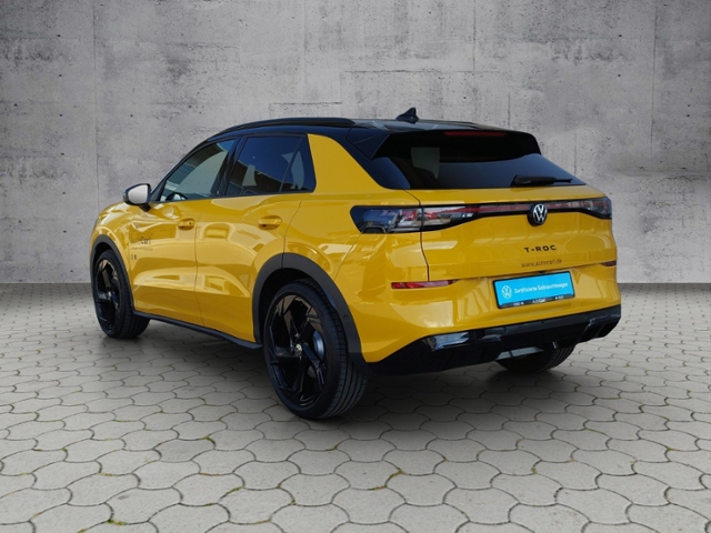 T-Roc 1.5 eTSI DSG R-LINE PANO/H&K/AHK/BLACK