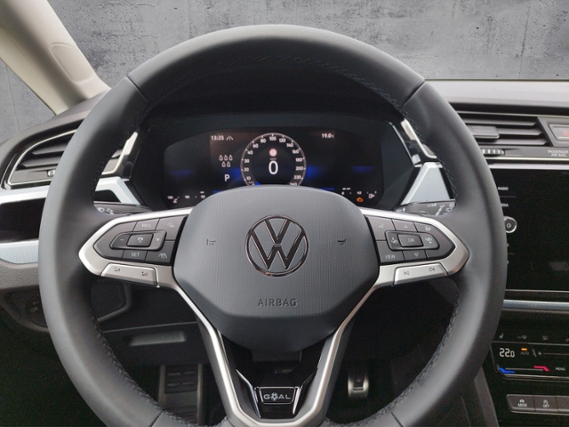 Touran 1.5 TSI DSG 5JG/KEYLESS/RFK/ACC