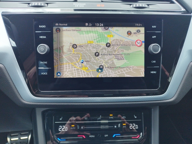 Touran 1.5 TSI DSG 5JG/KEYLESS/RFK/ACC