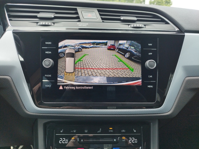 Touran 1.5 TSI DSG 5JG/KEYLESS/RFK/ACC