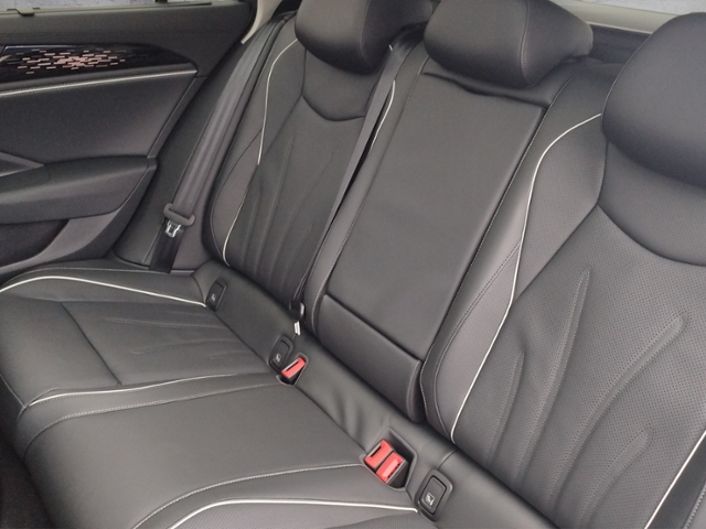 Passat Variant Elegance 1.5TSI eHybrid PANO/AHK/