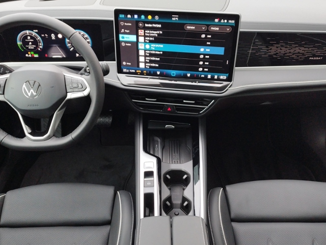 Passat Variant Elegance 1.5TSI eHybrid PANO/AHK/