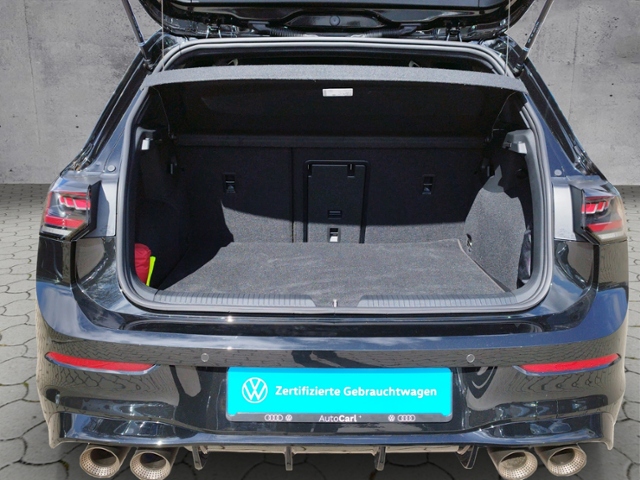 Golf VIII R 2.0 TSI 4M DSG/BLACK/H&K/NAPPA