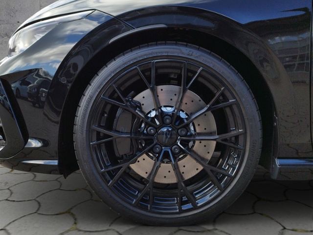 Golf VIII R 2.0 TSI 4M DSG/BLACK/H&K/NAPPA