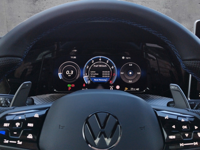 Golf VIII R 2.0 TSI 4M DSG/BLACK/H&K/NAPPA