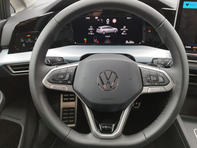 Golf VIII Variant Goal 1.5 eTSI DSG AHK/LED+/IDA