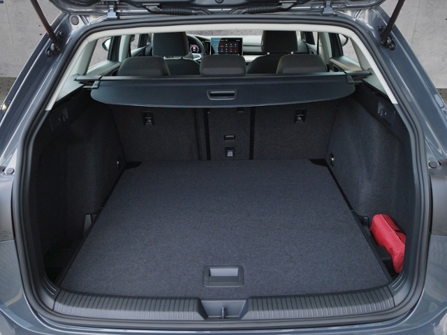 Golf VIII Variant Life 1.5 TSI 5JG/STH/LED/SHZ