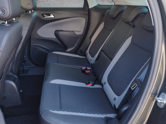 Crossland Innovation 1.2 Turbo HUD/NAV/LED