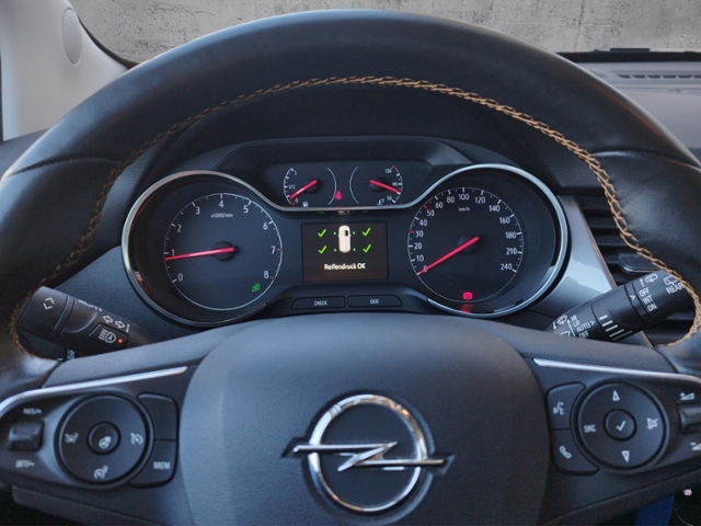 Crossland Innovation 1.2 Turbo HUD/NAV/LED