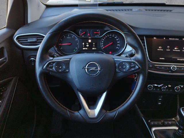 Crossland Innovation 1.2 Turbo HUD/NAV/LED