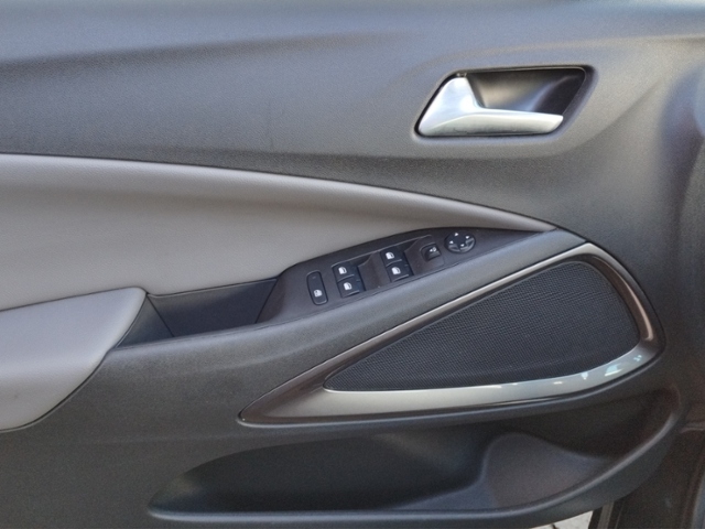 Crossland Innovation 1.2 Turbo HUD/NAV/LED