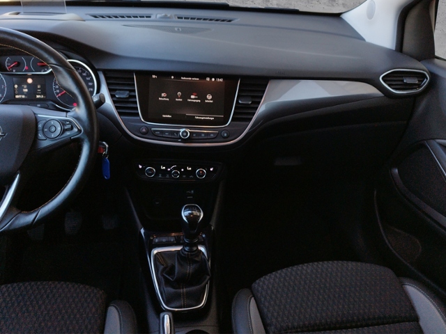 Crossland Innovation 1.2 Turbo HUD/NAV/LED