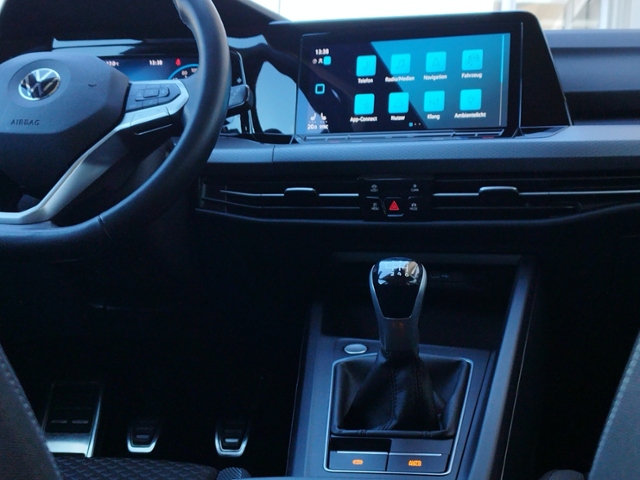 Golf VIII Active 1.5 TSI AHK/ACC/LED+/NAV/SHZ