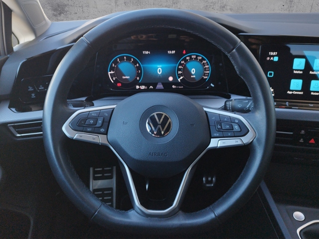Golf VIII Active 1.5 TSI AHK/ACC/LED+/NAV/SHZ